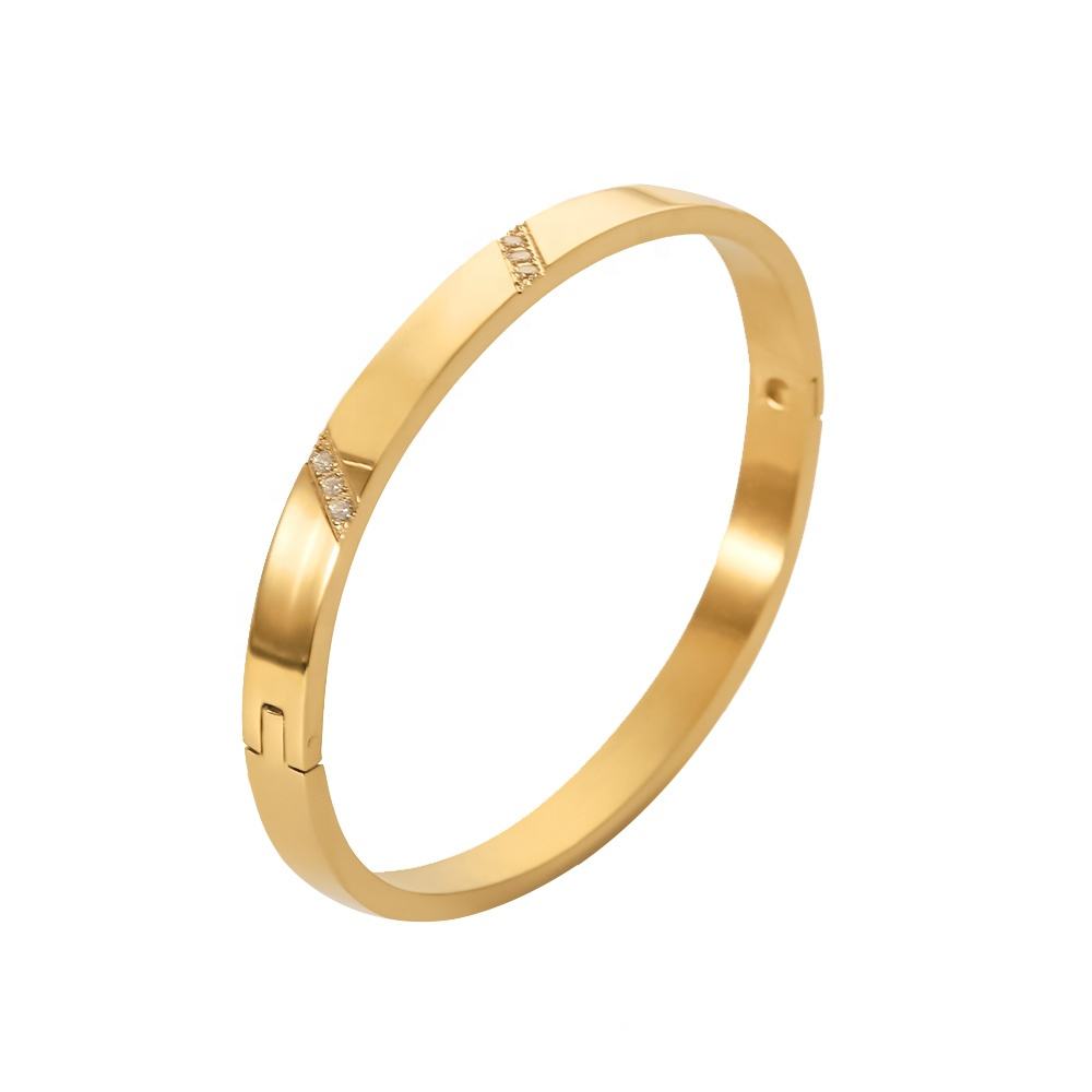 Minimal Crystal Accent Cuff Bracelet – 18K Gold Tone