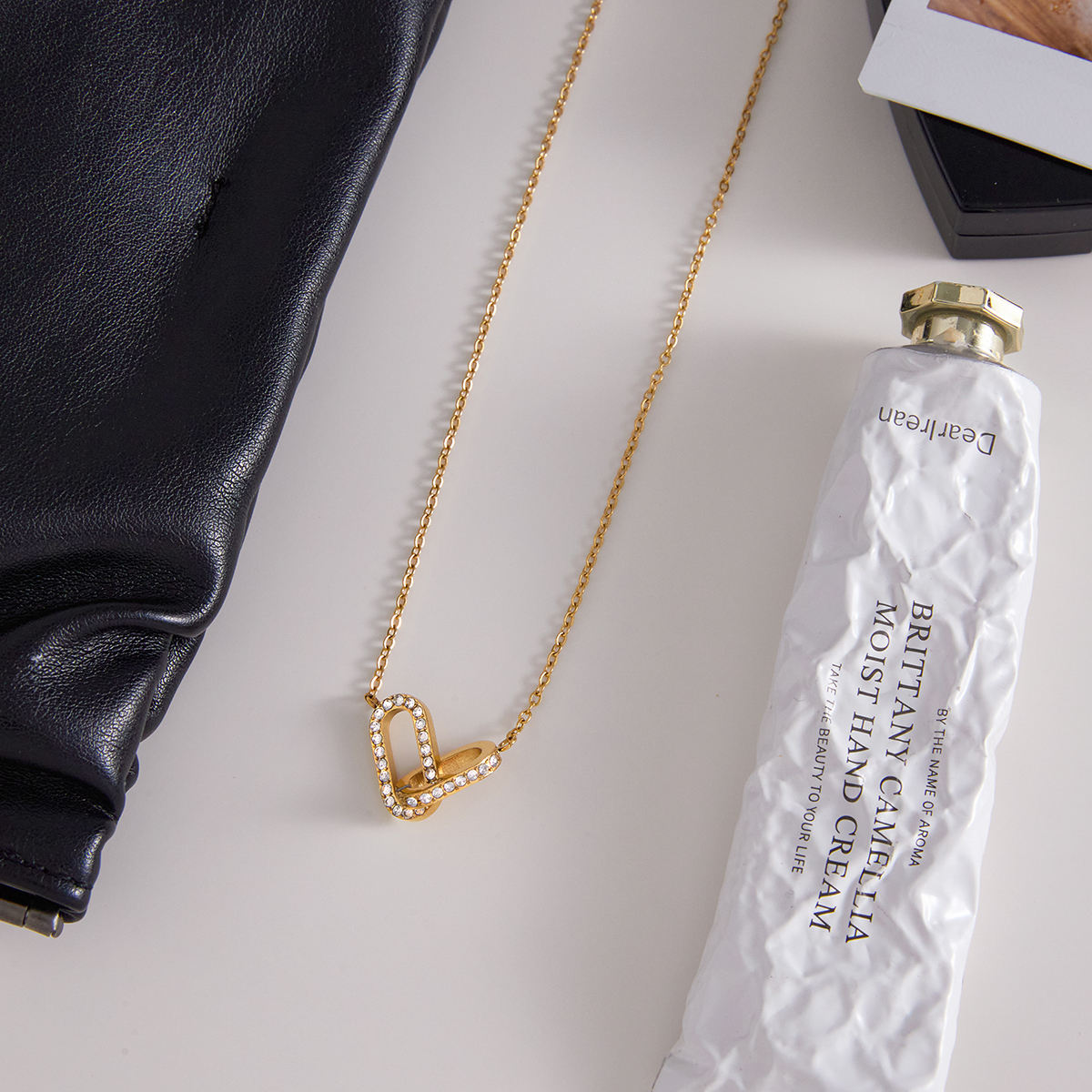 Crystal Link Pendant Necklace – 18K Gold Tone